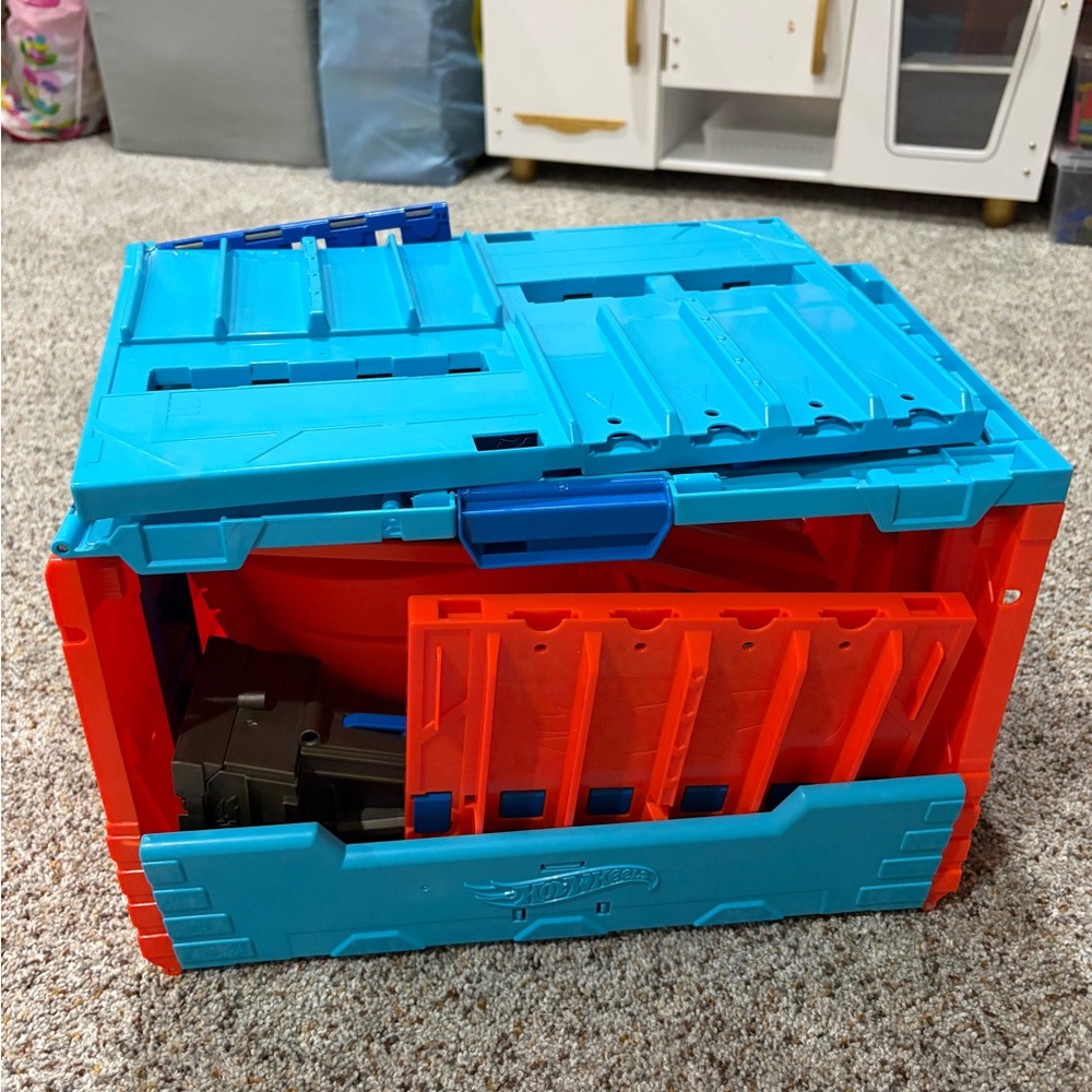 Portable Track Case in Blue and Red